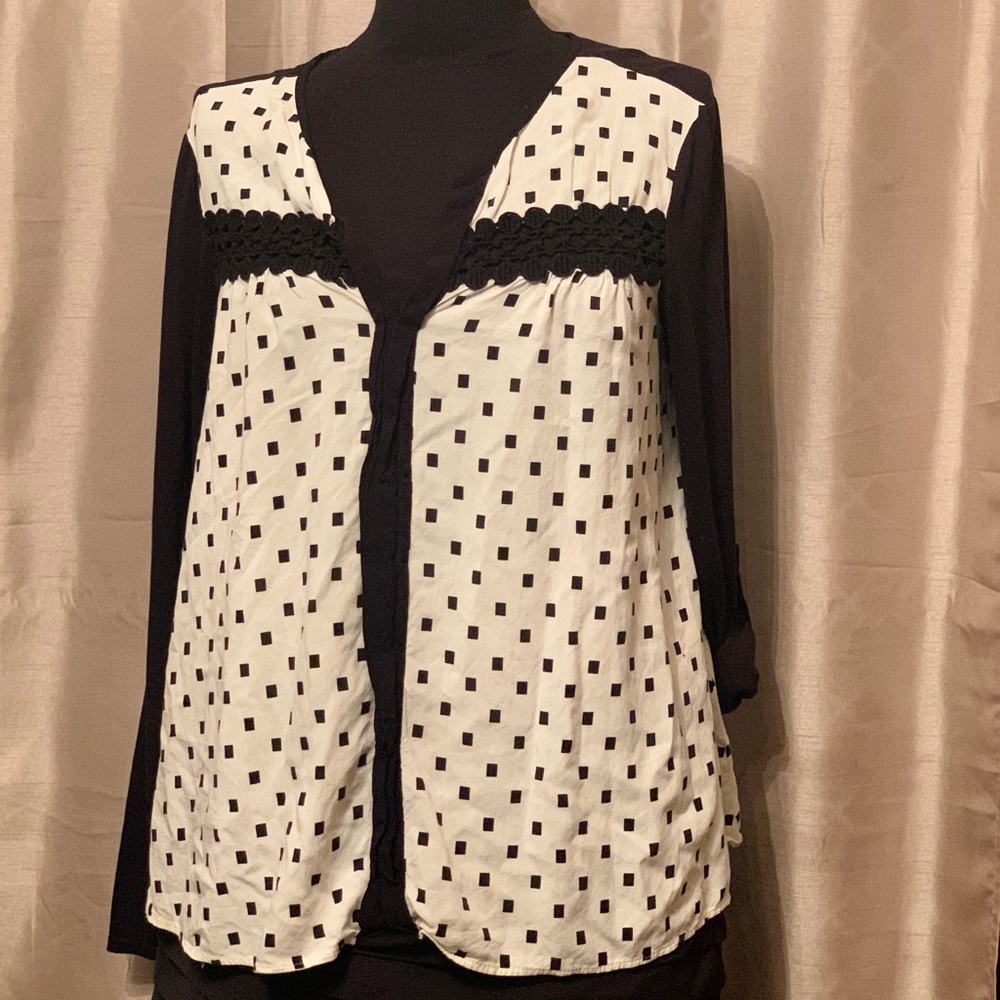 🤎 Black Rainn Black and White Shirt